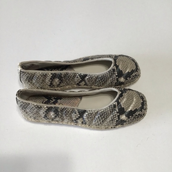 Franco Sarto speed drill flat reptile size 6M animal print flat loafer - Picture 2 of 4